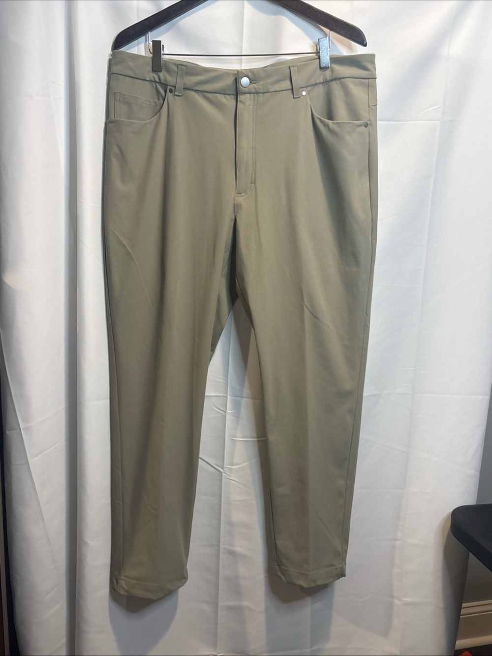 VRST Men's Slim Performance Stretch Pants in Khaki